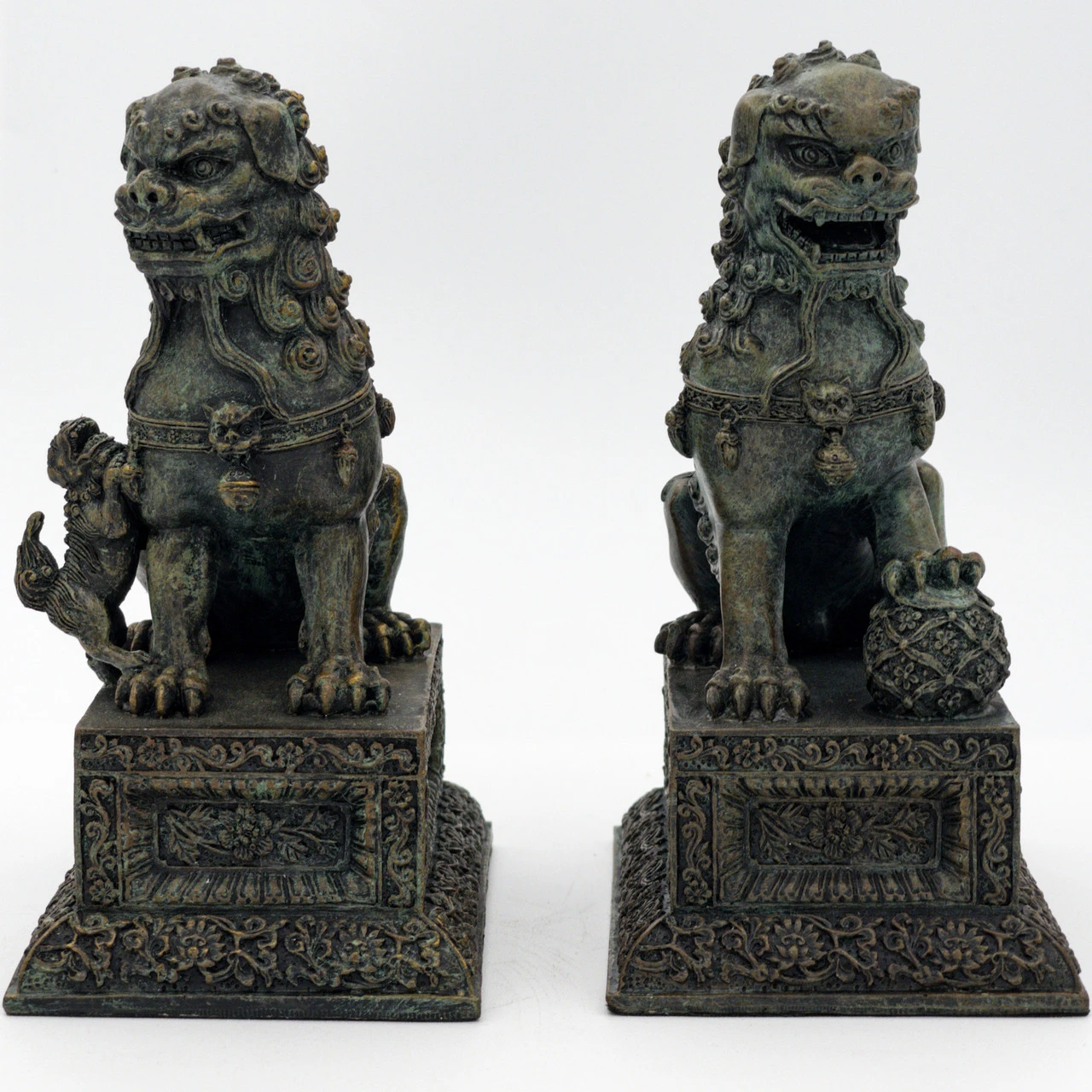 Ancient Guard Chinese Guardian Lion Fu Foo Dog Statuettes Bookends Pair 3 Ancient Guard Chinese Guardian Lion Fu Foo Dog Statuettes Bookends Pair - Image 3