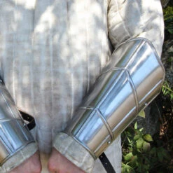 Siege Warfare 18g Vambrace Medieval Armor Set